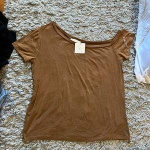 Off the shoulder brown T-shirt